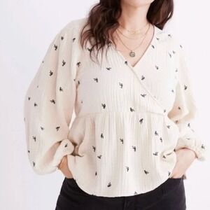 Madewell Lightspun Peplum Wrap Top in Tiny Bows in Antique Cream Size XS